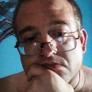 Meet your Posher, Cory